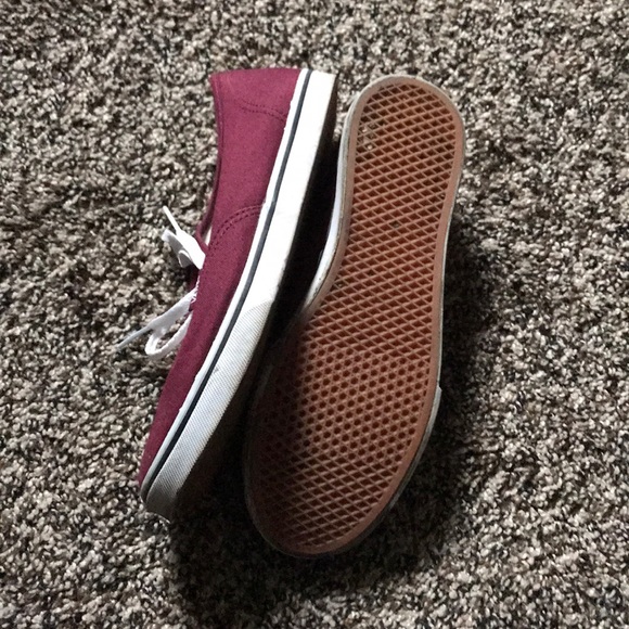 Vans - Picture 2 of 3